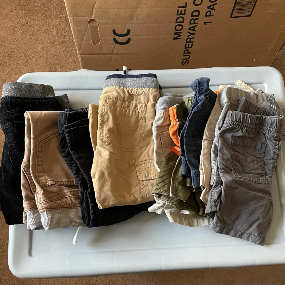 Lots of 18 month bottoms